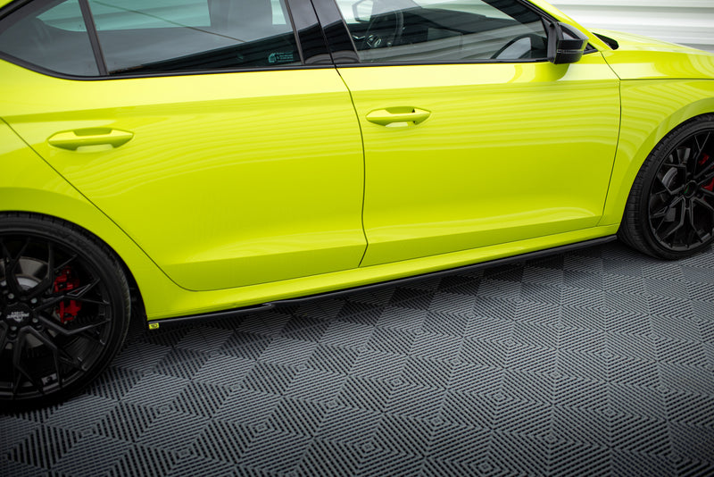 Maxton Design Side Skirt Diffuser V.1 Skoda Octavia RS Mk4