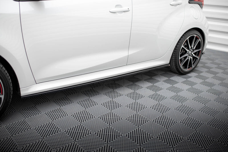 Maxton Design Seitenschweller Diffusor V.2 Toyota Yaris Mk4