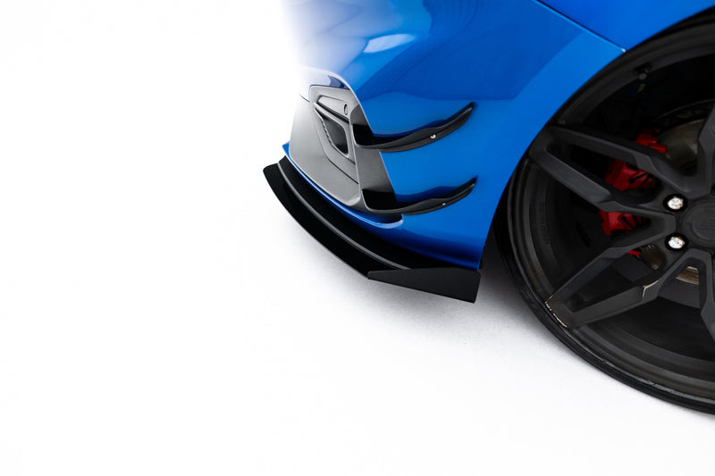 Maxton Design Street Pro Splitter + Flaps Ford Focus ST / ST-Line Mk4