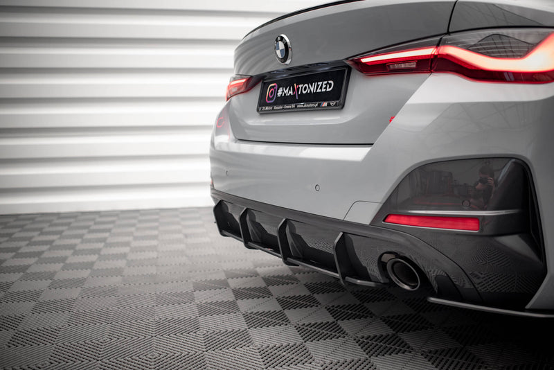 Maxton Design Street Pro Heckschurze BMW 4 Gran Coupe M-Pack G26