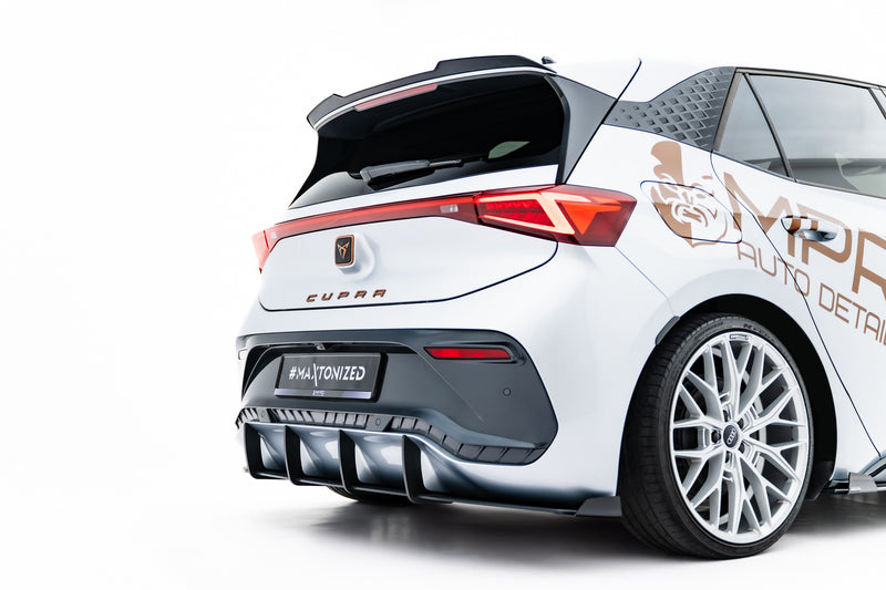 Maxton Design Street Pro Heckschurze + Flaps Cupra Born Mk1
