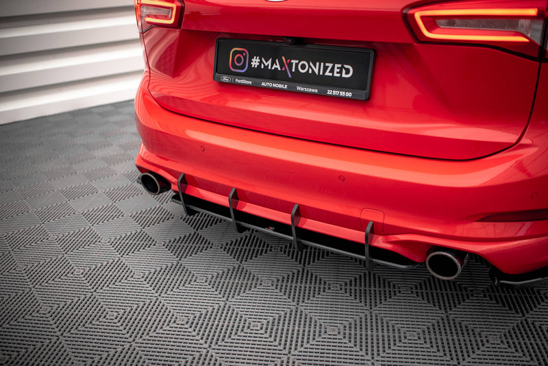 Maxton Design Street Pro Heckschurze Ford Focus Estate ST Mk4