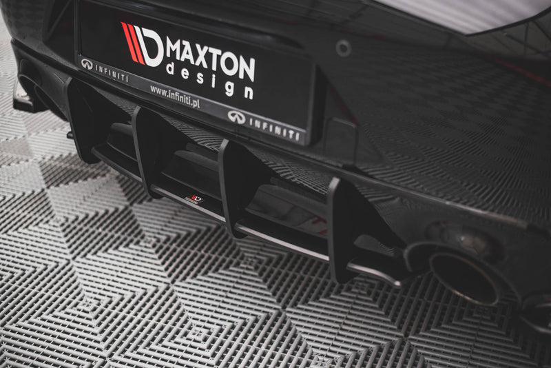 Maxton Design Street Pro Heckschurze Infiniti Q60 S Mk2