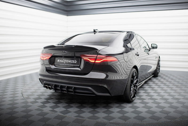 Maxton Design Street Pro Heckschurze Jaguar XE X760 Facelift