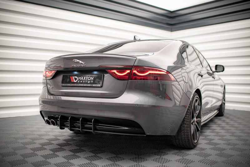 Maxton Design Street Pro Heckschurze Jaguar XF R-Sport Mk2