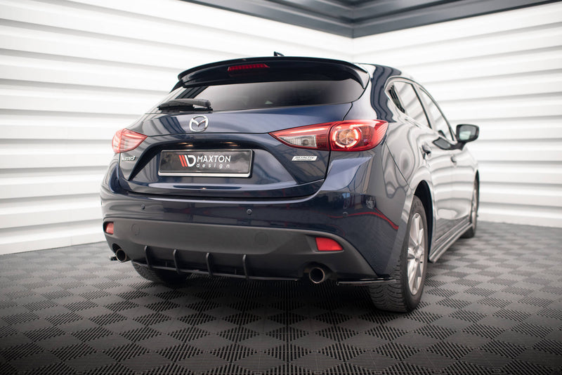 Maxton Design Street Pro Heckschurze Mazda 3 Mk3