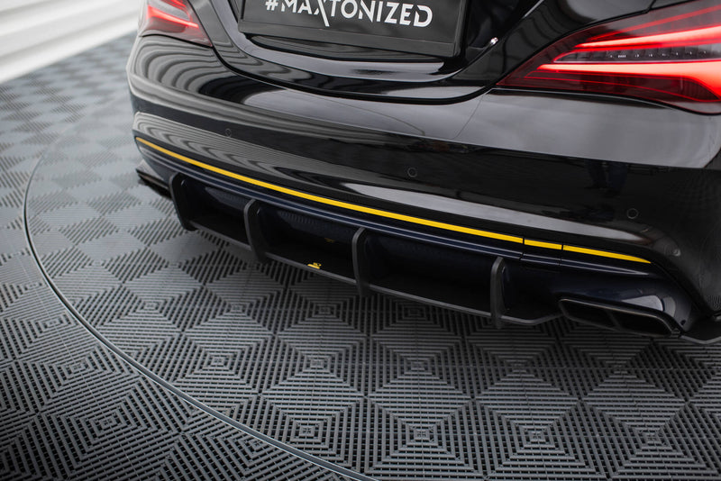 Maxton Design Street Pro Heckschurze Mercedes-AMG CLA 45 C117 Facelift