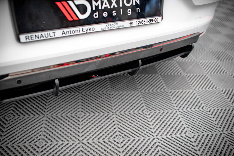 Maxton Design Street Pro Rear Apron Renault Clio Mk5