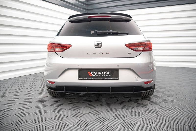 Maxton Design Street Pro Heckschurze Seat Leon Hatchback Mk3
