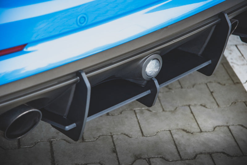 Maxton Design Street Pro Heckschurze V.1 Ford Focus RS Mk3