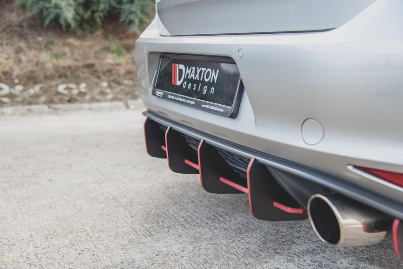 Maxton Design Street Pro Heckschurze V.1 VW Golf 7 GTI
