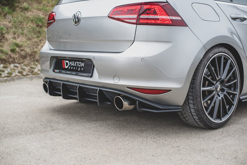 Maxton Design Street Pro Rear Bumper V.1 VW Golf 7 GTI