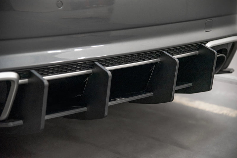Maxton Design Rennen Haltbarkeit Heckschurze V.2 Audi RS3 8V Sportback
