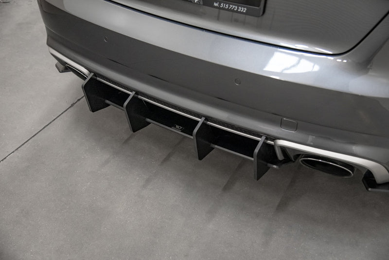 Maxton Design Rennen Haltbarkeit Heckschurze V.2 Audi RS3 8V Sportback