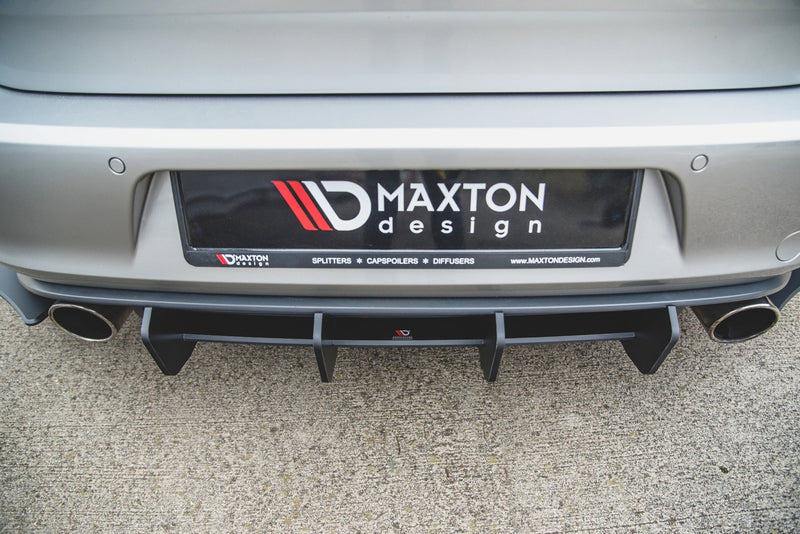 Maxton Design Rennen Haltbarkeit Heckschurze V.2 VW Golf 7 GTI