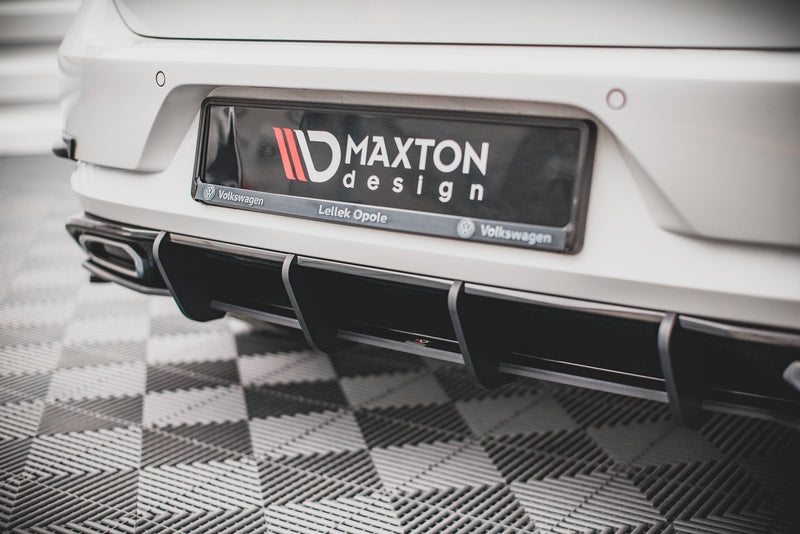 Maxton Design Racing Street Pro Rear Apron Volkswagen Golf R-Line Mk 7 Facelift