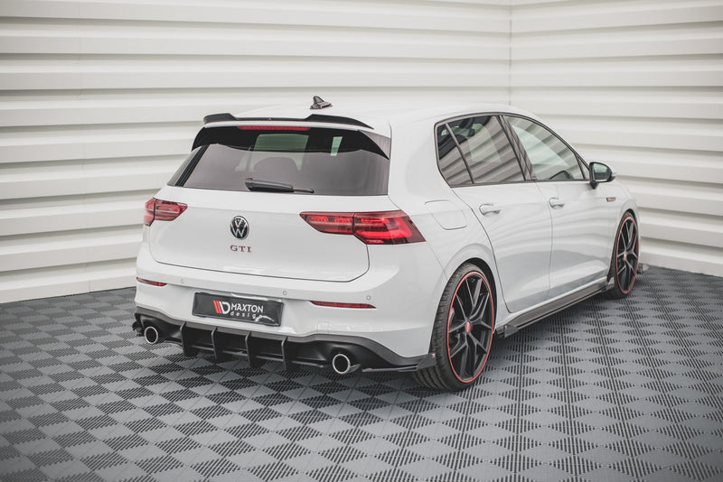 Maxton Design Street Pro Heck Diffusor Seite + Flaps Volkswagen Golf GTI / GTE Mk8