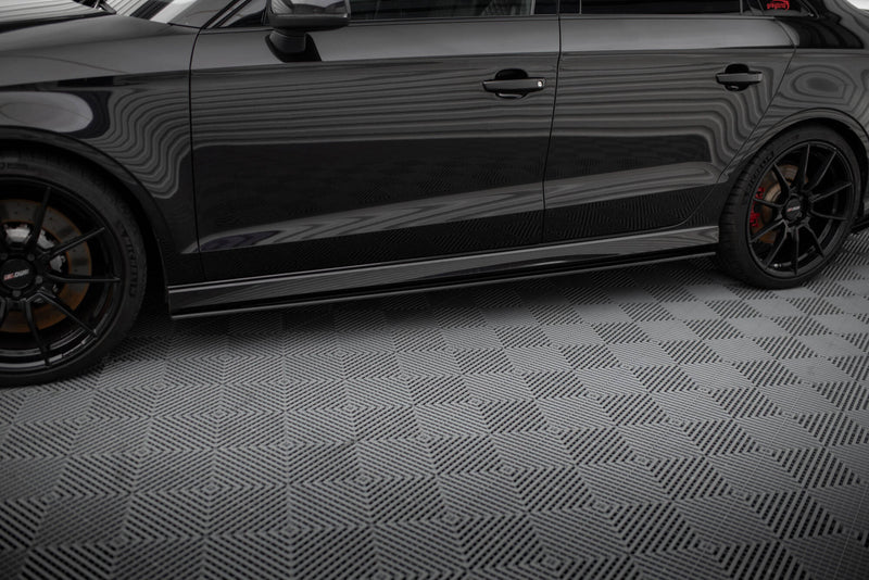 Maxton Design Street Pro Seitenschweller Diffusor Audi RS3 Sedan 8V Facelift