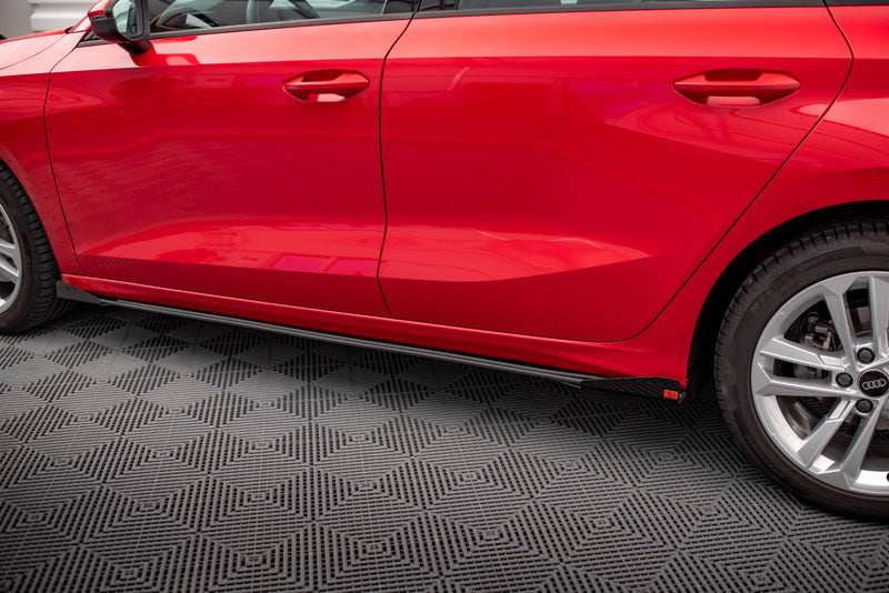 Maxton Design Street Pro Seitenschweller Diffusor + Flaps Audi A3 8Y