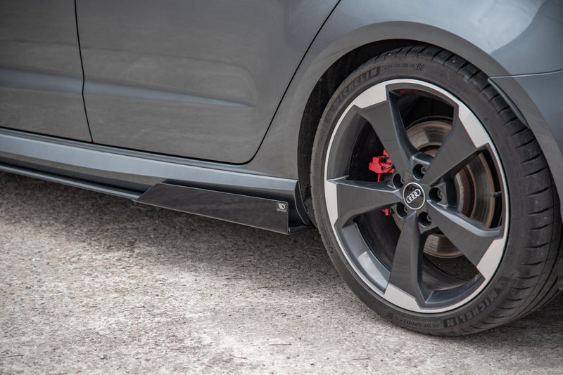 Maxton Design Street Pro Seitenschweller Diffusor + Flaps Audi RS3 8V Sportback