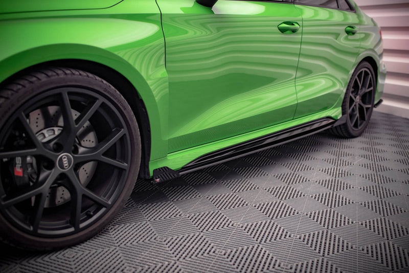 Maxton Design Street Pro Seitenschweller Diffusor + Flaps Audi RS3 Sedan 8Y