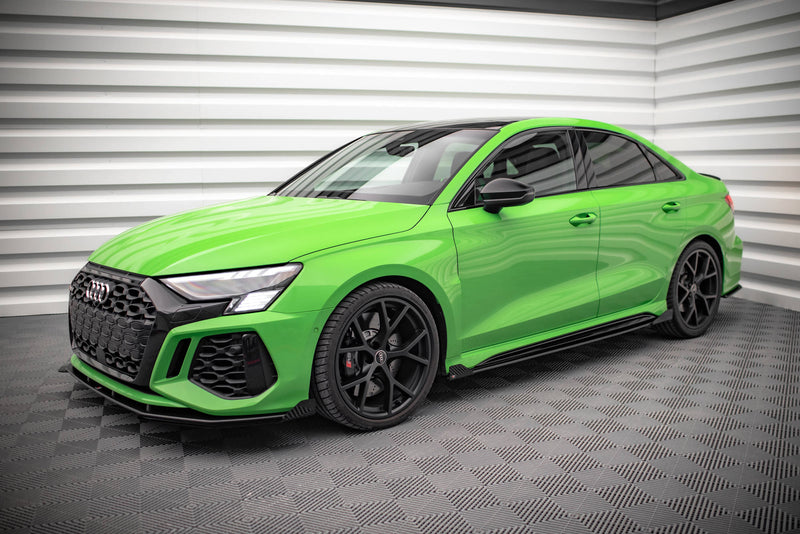 Maxton Design Street Pro Seitenschweller Diffusor + Flaps Audi RS3 Sedan 8Y
