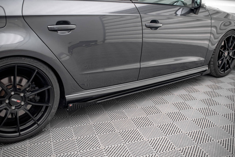 Maxton Design Street Pro Seitenschweller Diffusor + Flaps Audi S3 / A3 S-Line Sportback 8V Facelift