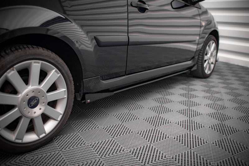 Maxton Design Street Pro Side Skirt Diffuser + Flaps Ford Fiesta ST Mk6