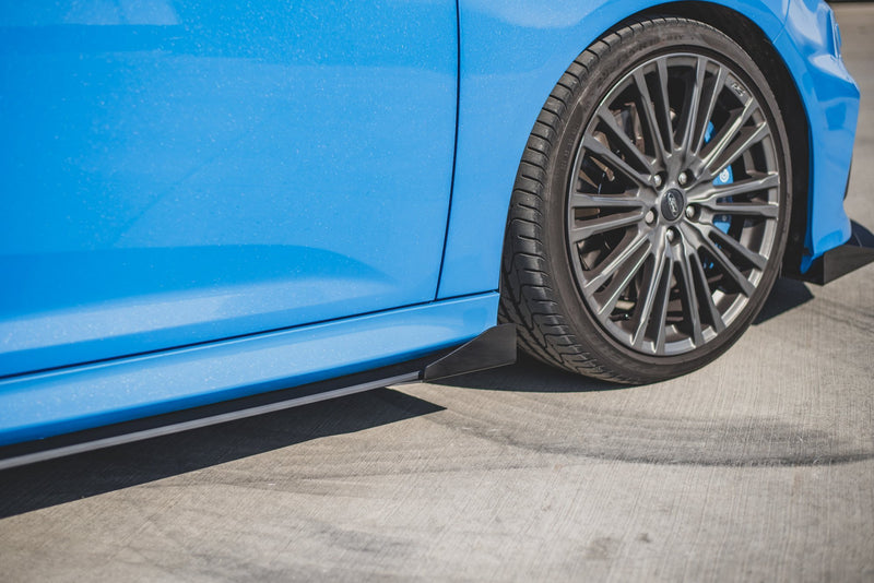 Maxton Design Street Pro Seitenschweller Diffusor + Flaps Ford Focus RS Mk3