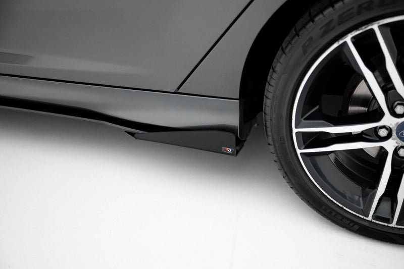 Maxton Design Street Pro Side Skirts Diffuser + Flaps Ford Focus ST Mk3 Facelift