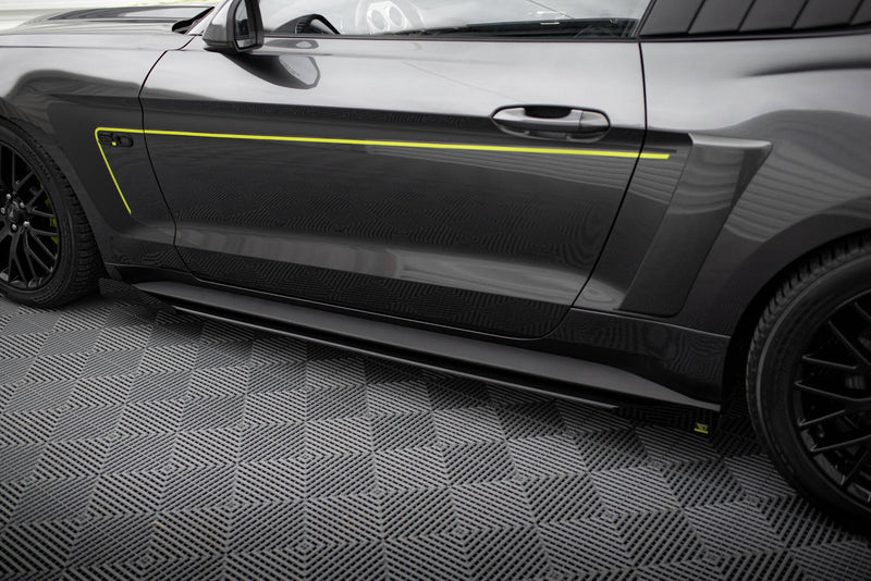 Maxton Design Street Pro Seitenschweller Diffusor + Flaps Ford Mustang GT Mk6