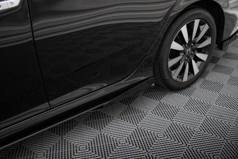 Maxton Design Street Pro Side Skirt Diffuser + Flaps Honda Civic Mk10