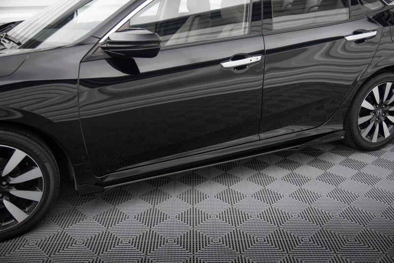 Maxton Design Street Pro Seitenschweller Diffusor + Flaps Honda Civic Mk10