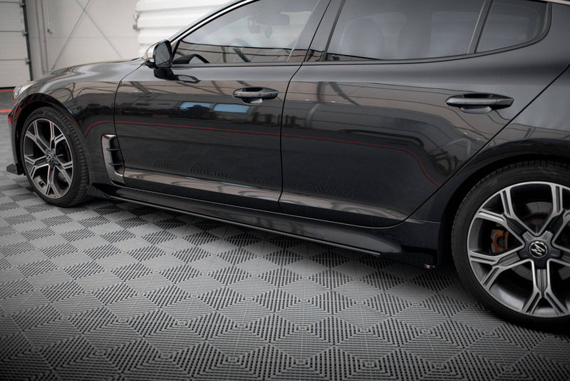 Maxton Design Street Pro Side Skirt Diffuser + Flaps Kia Stinger GT / GT-Line / Standard Mk1