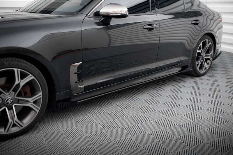 Maxton Design Street Pro Seitenschweller Diffusor + Flaps Kia Stinger GT / GT-Line / Standard Mk1