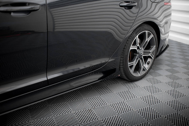 Maxton Design Street Pro Seitenschweller Diffusor + Flaps Kia Stinger GT / GT-Line / Standard Mk1