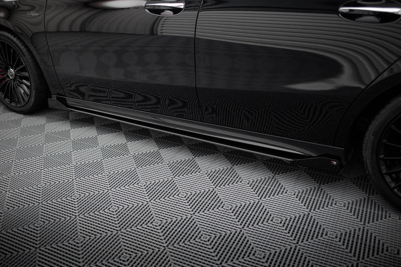 Maxton Design Street Pro Seitenschweller Diffusor + Flaps Mercedes-AMG A35 W177 Facelift
