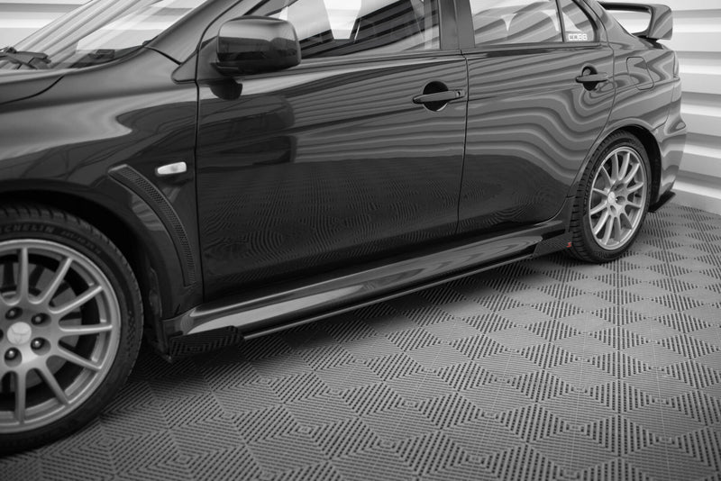 Maxton Design Street Pro Seitenschweller Diffusor + Flaps Mitsubishi Lancer EVO X