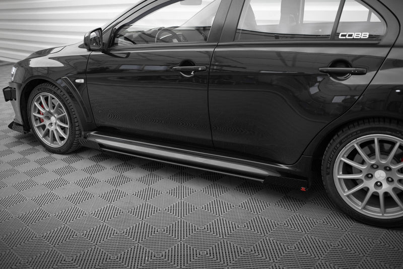 Maxton Design Street Pro Seitenschweller Diffusor + Flaps Mitsubishi Lancer EVO X