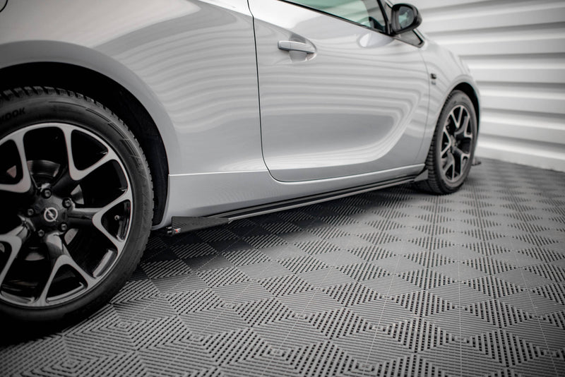 Maxton Design Street Pro Side Skirt Diffuser + Flaps Opel Astra GTC OPC-Line J