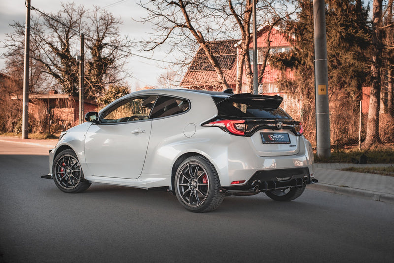 Maxton Design Street Pro Side Skirts Diffuser + Flaps Toyota GR Yaris Mk4