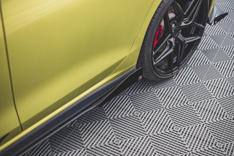 Maxton Design Street Pro Seitenschweller Diffusor + Flaps Volkswagen Golf GTI / GTE / GTI Clubsport / R-Line Mk8