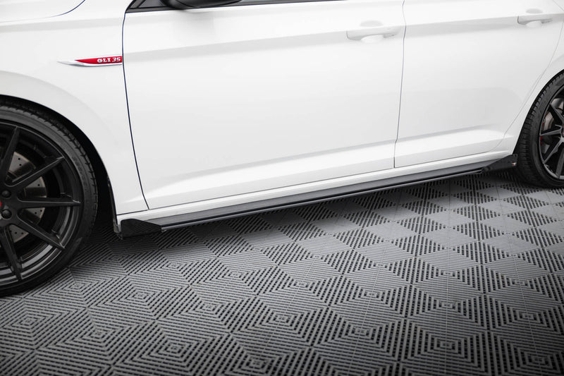 Maxton Design Street Pro Seitenschweller Diffusor + Flaps Volkswagen Jetta GLI Mk7
