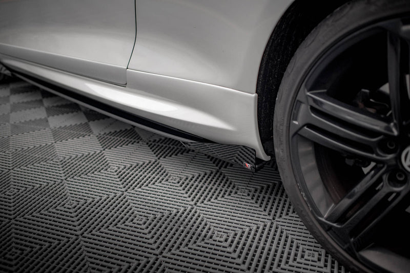 Maxton Design Street Pro Seitenschweller Diffusor + Flaps Volkswagen Scirocco R Mk3 / Mk3 Facelift