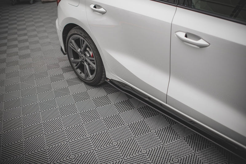 Maxton Design Street Pro Seitenschweller Diffusor V.1 Audi S3 / A3 S-Line 8Y / 8Y Facelift