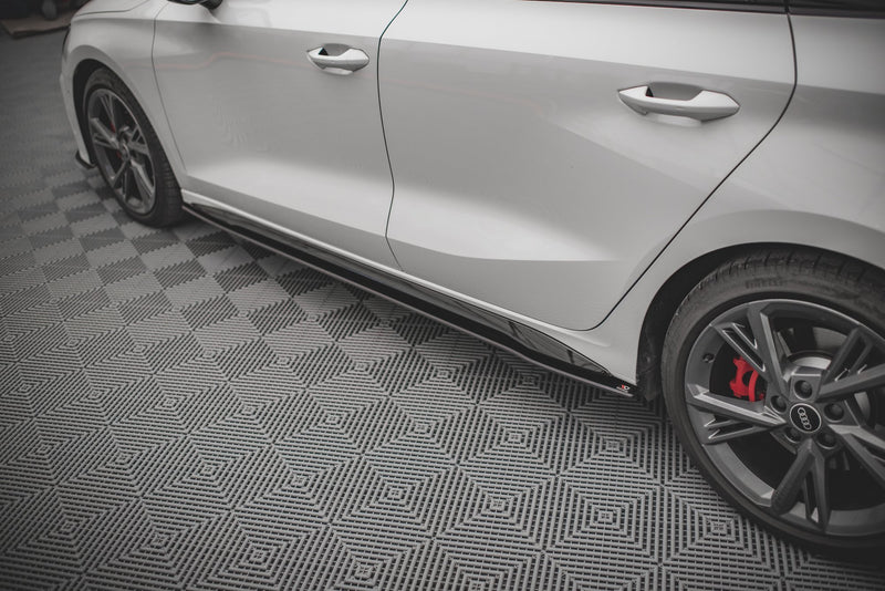 Maxton Design Street Pro Seitenschweller Diffusor V.1 Audi S3 / A3 S-Line 8Y / 8Y Facelift