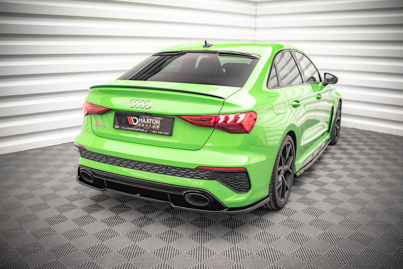 Maxton Design Die Erweiterung der Heckscheibe Audi RS3 Sedan 8Y