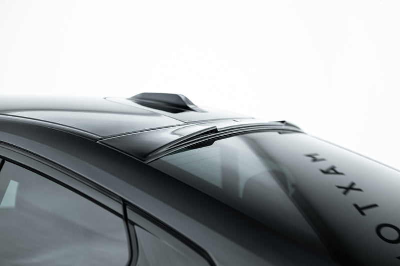 Maxton Design Die Erweiterung der Heckscheibe BMW M5 Sedan G90