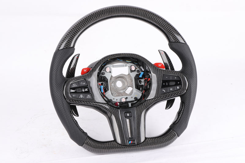 Das Carbonfaser-Lenkrad für BMW G20 G28 G29 G30 G32 G38 G11 G12 G05 G01 G02