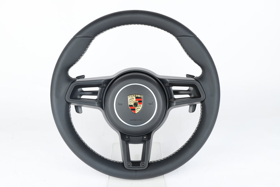 Custom carbon steering wheel – suitable for all Porsche models